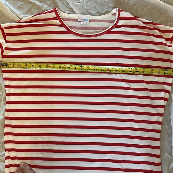 NWT Lularoe oversized comfy tee - Picture 8 of 10